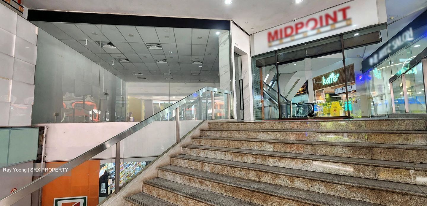 Midpoint Orchard (D9), Retail #629261551